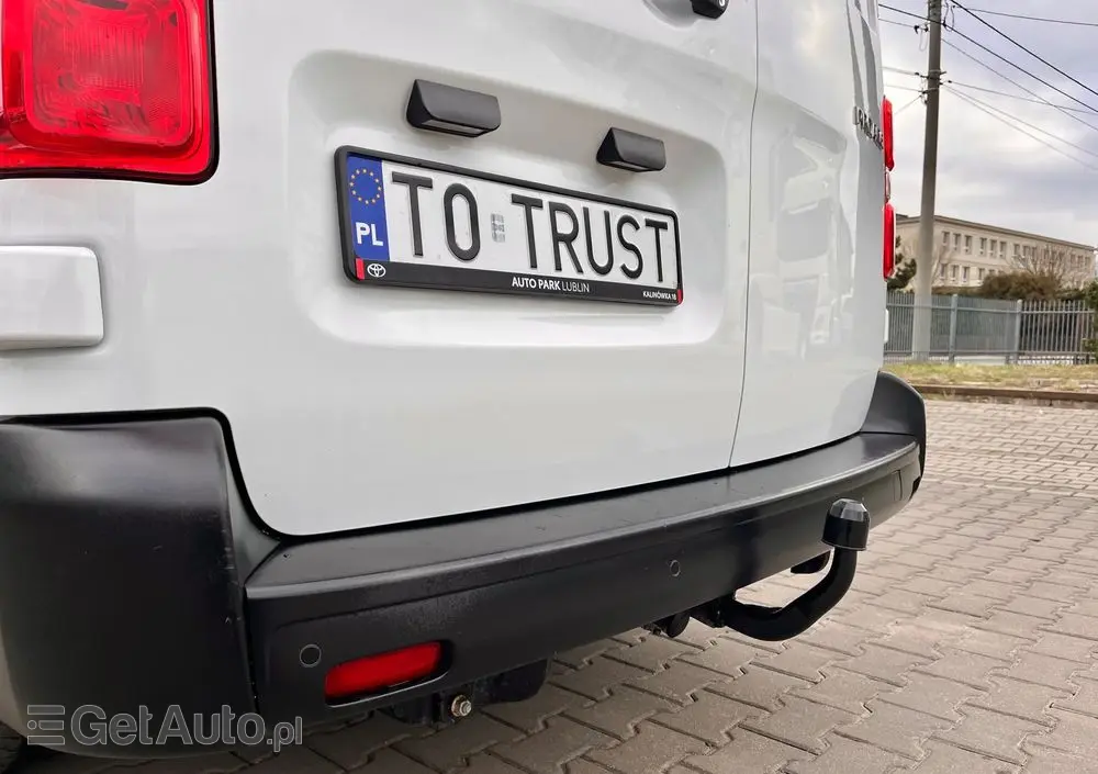 TOYOTA PROACE VERSO LONG / BRYGADÓWKA / SALON POLSKA / BEZWYPADKOWA / DOSTĘPNA OD RĘKI 