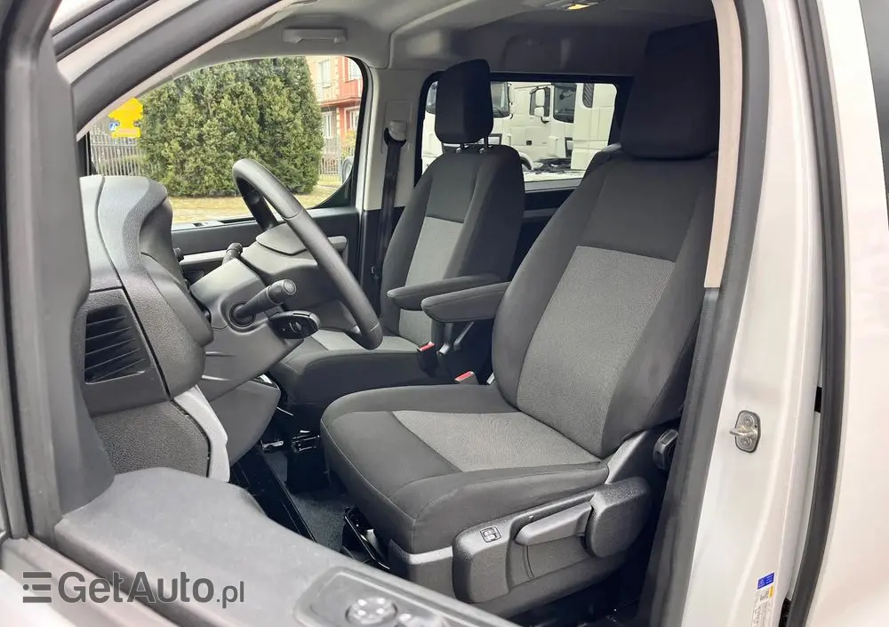 TOYOTA PROACE VERSO LONG / BRYGADÓWKA / SALON POLSKA / BEZWYPADKOWA / DOSTĘPNA OD RĘKI 