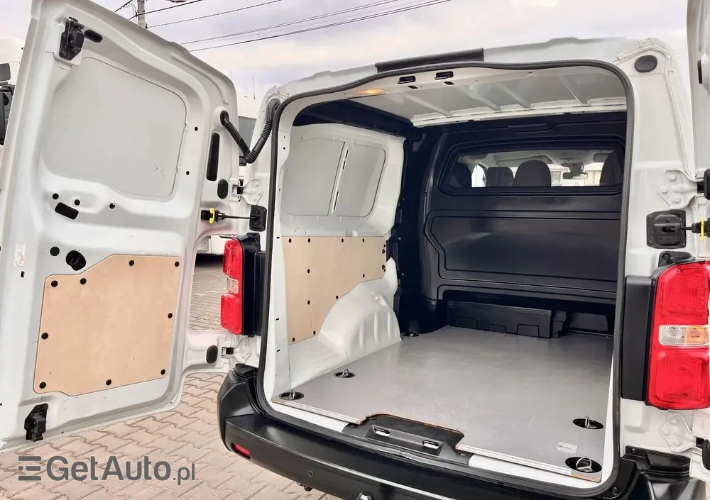 TOYOTA PROACE VERSO LONG / BRYGADÓWKA / SALON POLSKA / BEZWYPADKOWA / DOSTĘPNA OD RĘKI 