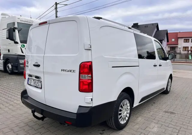 TOYOTA PROACE VERSO LONG / BRYGADÓWKA / SALON POLSKA / BEZWYPADKOWA / DOSTĘPNA OD RĘKI 
