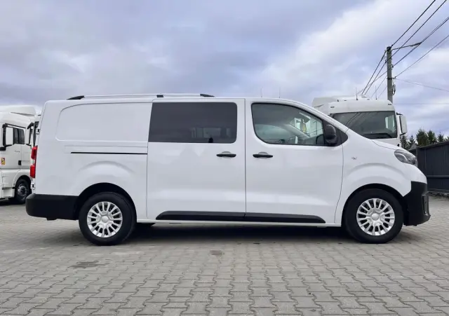 TOYOTA PROACE VERSO LONG / BRYGADÓWKA / SALON POLSKA / BEZWYPADKOWA / DOSTĘPNA OD RĘKI 