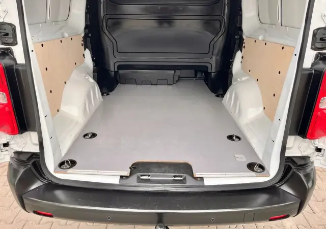 TOYOTA PROACE VERSO LONG / BRYGADÓWKA / SALON POLSKA / BEZWYPADKOWA / DOSTĘPNA OD RĘKI 