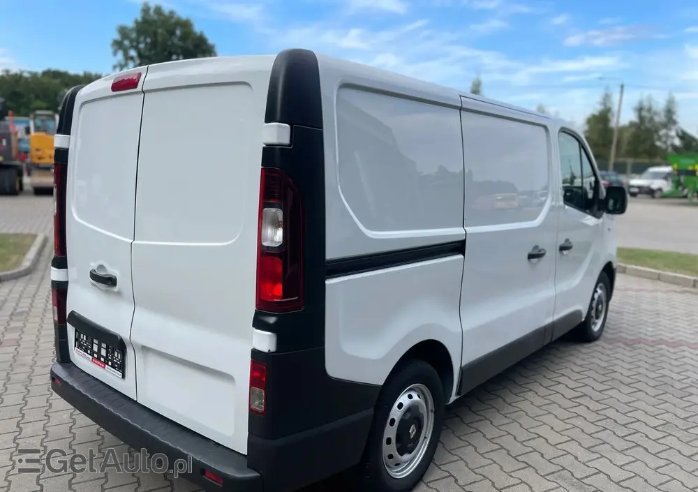 RENAULT Trafic 
