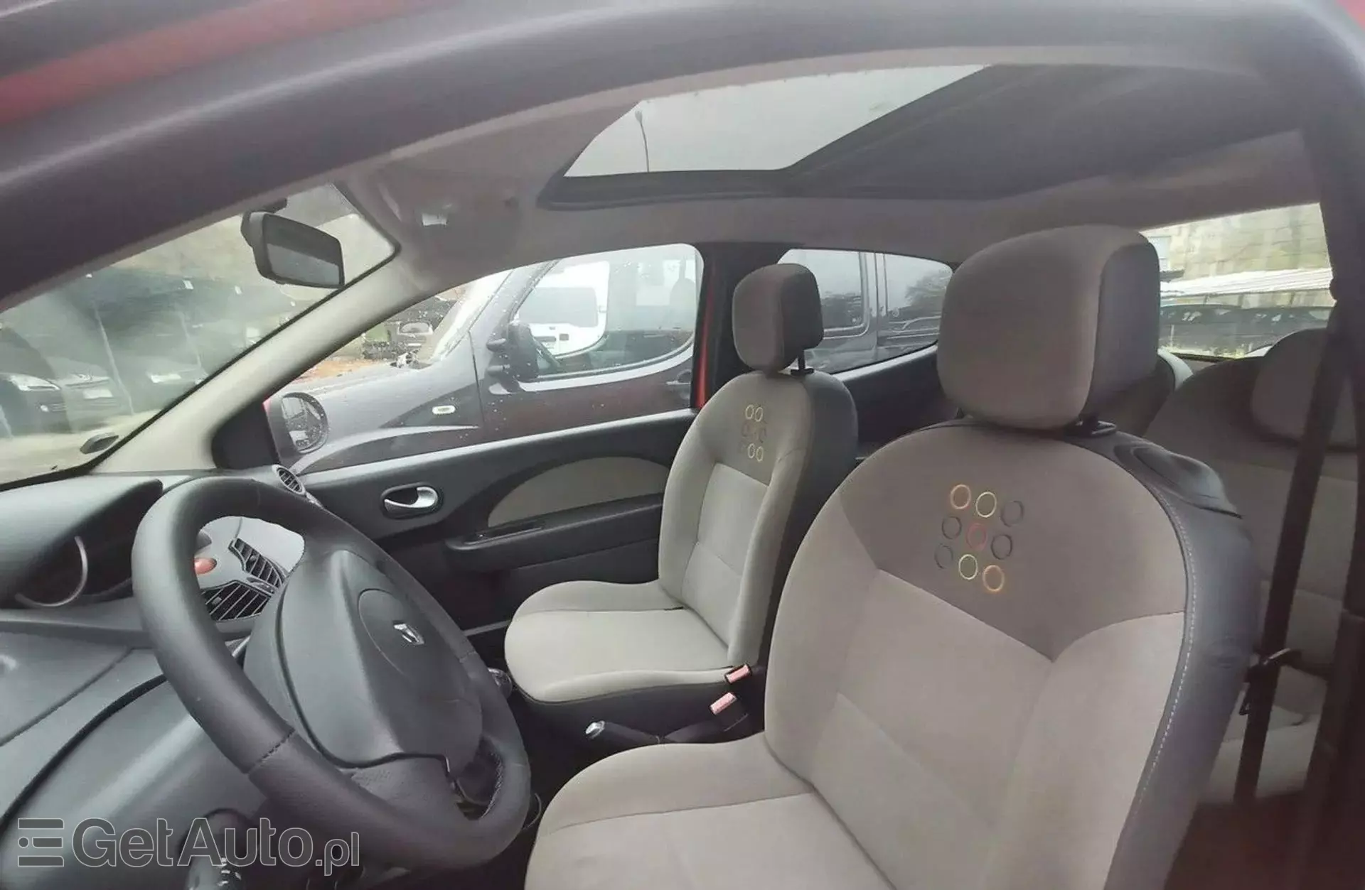 RENAULT Twingo 