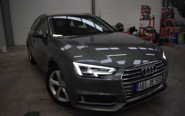 AUDI A4 35 TDI S tronic
