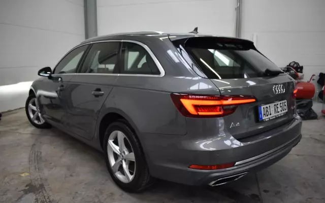 AUDI A4 35 TDI S tronic