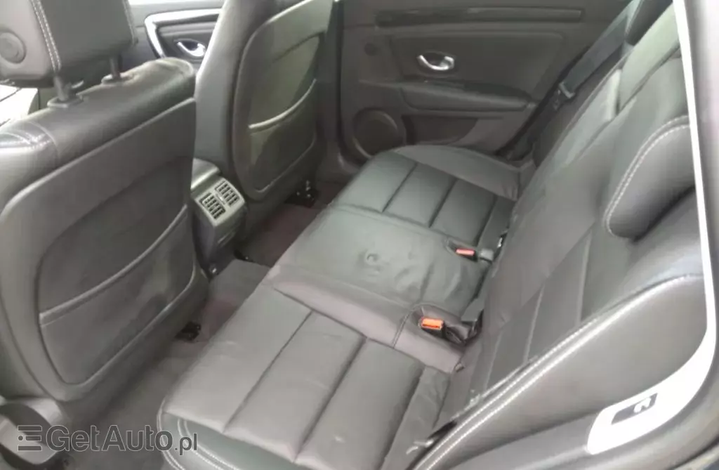 RENAULT Laguna Initiale 175 Aut.