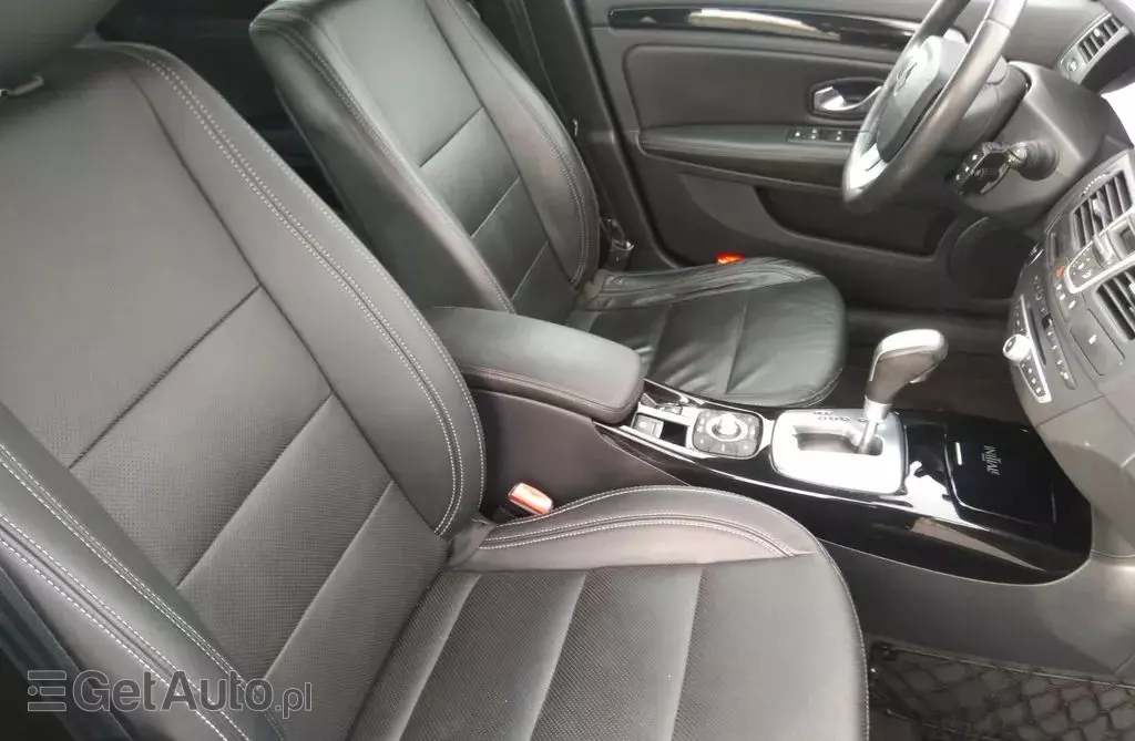 RENAULT Laguna Initiale 175 Aut.