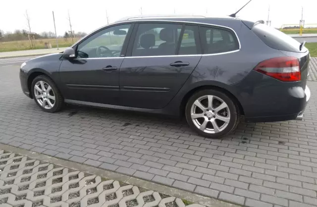 RENAULT Laguna Initiale 175 Aut.