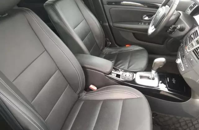 RENAULT Laguna Initiale 175 Aut.