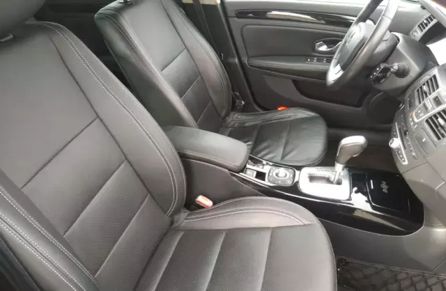 RENAULT Laguna Initiale 175 Aut.