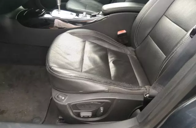 RENAULT Laguna Initiale 175 Aut.