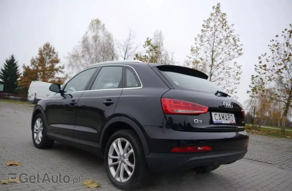 AUDI Q3 