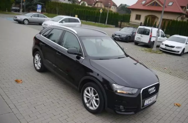 AUDI Q3 