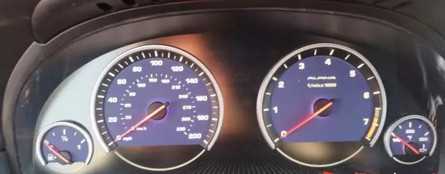 ALPINA B6 4.4 V8 (600 KM) Switch-Tronic