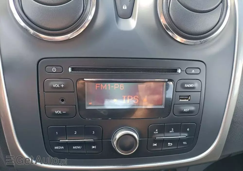 DACIA Sandero 0.9 TCe Laureate