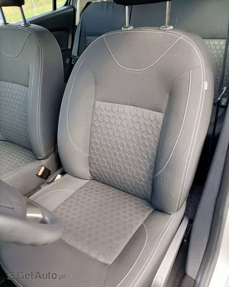 DACIA Sandero 0.9 TCe Laureate