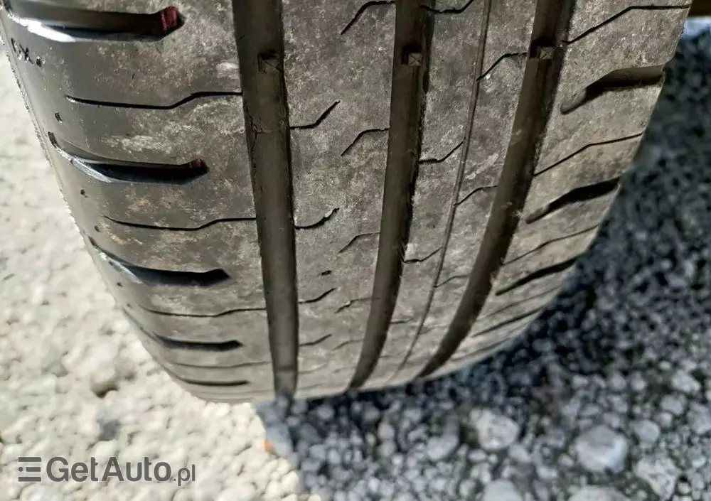 DACIA Sandero 0.9 TCe Laureate