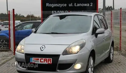 RENAULT Scenic 