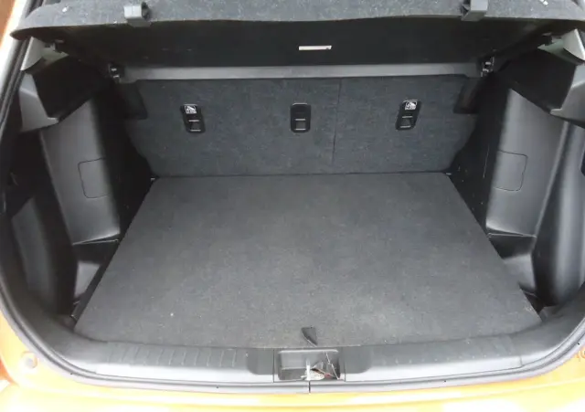 RENAULT Captur 1.0 TCe Equilibre