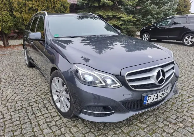 MERCEDES-BENZ Klasa E 350 BlueTEC 7G-TRONIC