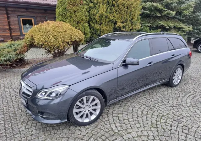 MERCEDES-BENZ Klasa E 350 BlueTEC 7G-TRONIC