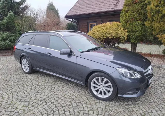 MERCEDES-BENZ Klasa E 350 BlueTEC 7G-TRONIC