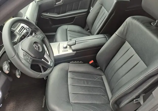 MERCEDES-BENZ Klasa E 350 BlueTEC 7G-TRONIC