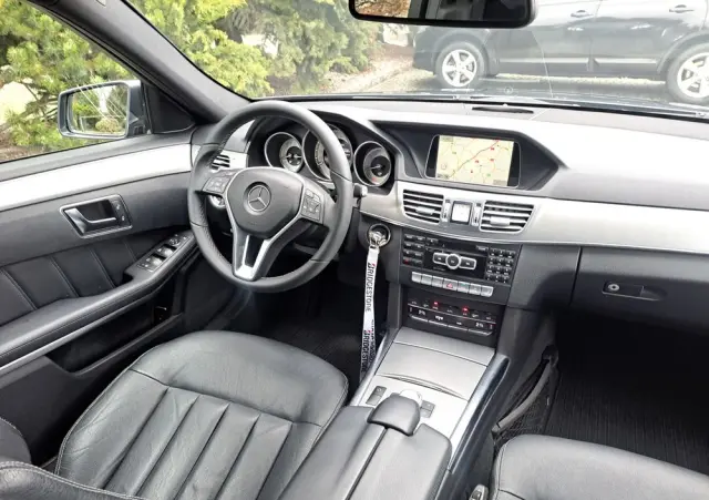 MERCEDES-BENZ Klasa E 350 BlueTEC 7G-TRONIC