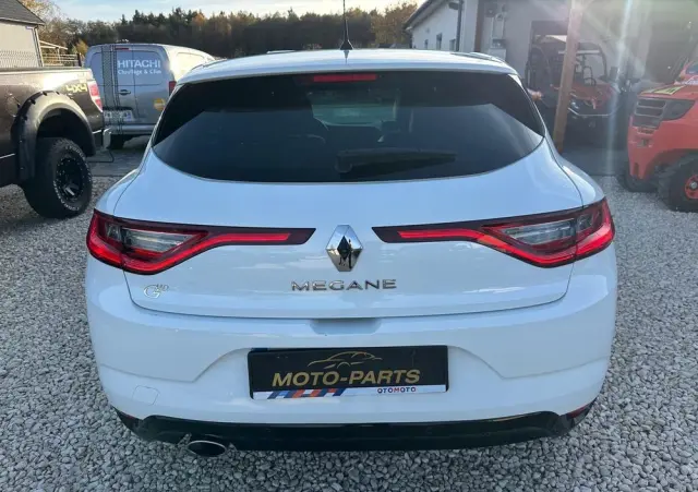 RENAULT Megane 