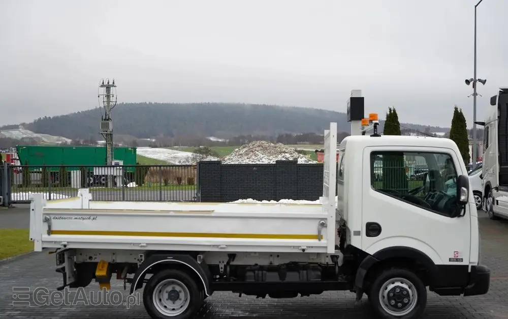 NISSAN CABSTAR  NT 400 / WYWROTKA TYLNOZSYPOWA / BLIŹNIAK / MANUAL / SPROWADZONY 