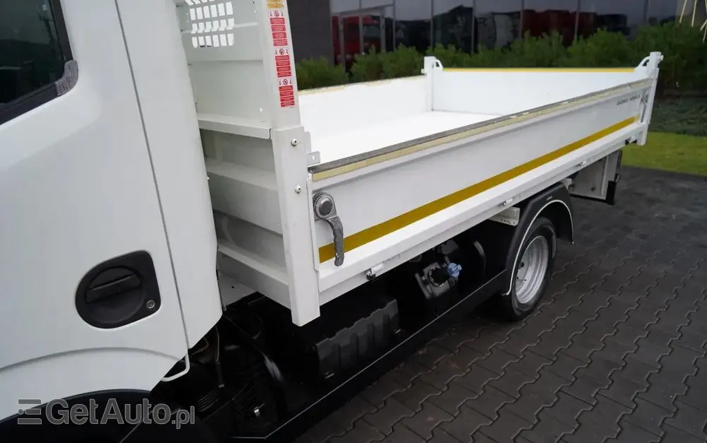NISSAN CABSTAR  NT 400 / WYWROTKA TYLNOZSYPOWA / BLIŹNIAK / MANUAL / SPROWADZONY 