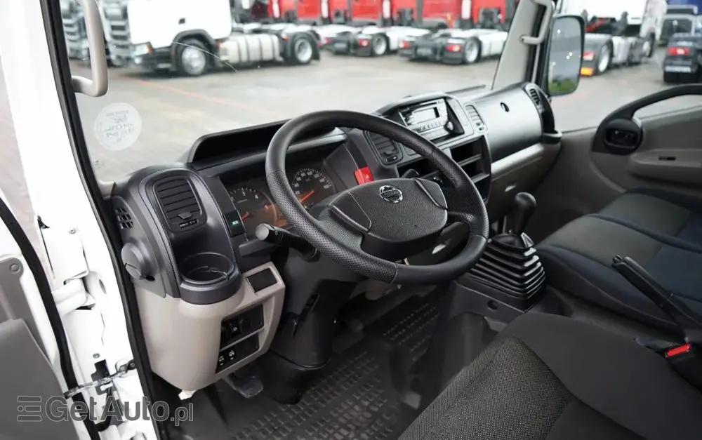 NISSAN CABSTAR  NT 400 / WYWROTKA TYLNOZSYPOWA / BLIŹNIAK / MANUAL / SPROWADZONY 