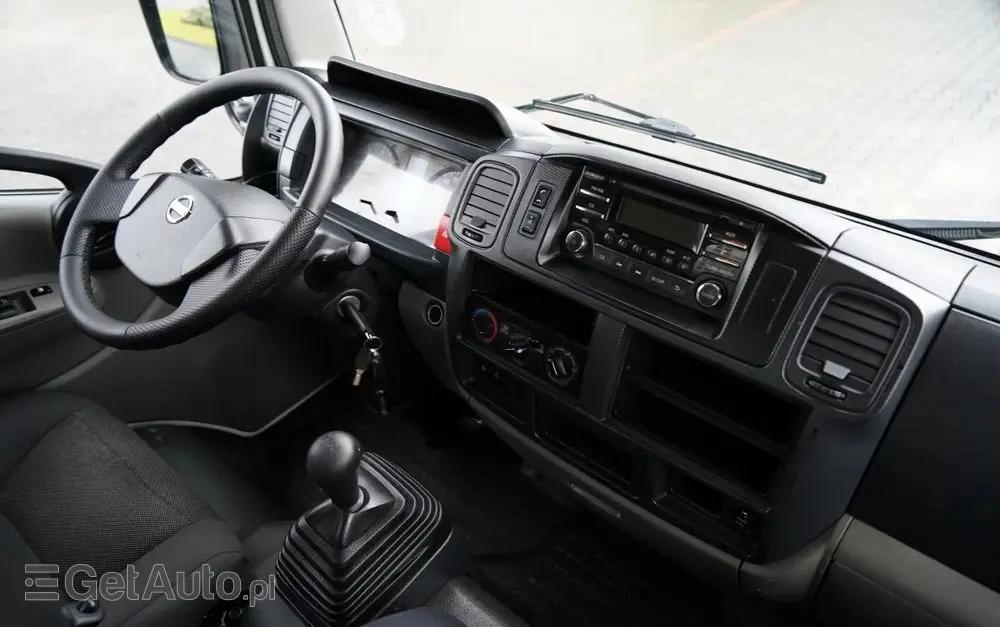 NISSAN CABSTAR  NT 400 / WYWROTKA TYLNOZSYPOWA / BLIŹNIAK / MANUAL / SPROWADZONY 