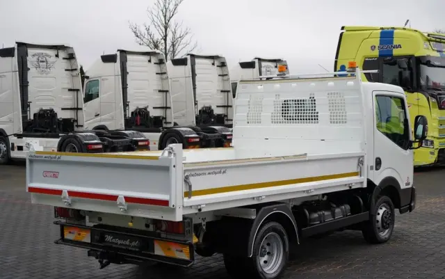 NISSAN CABSTAR  NT 400 / WYWROTKA TYLNOZSYPOWA / BLIŹNIAK / MANUAL / SPROWADZONY 