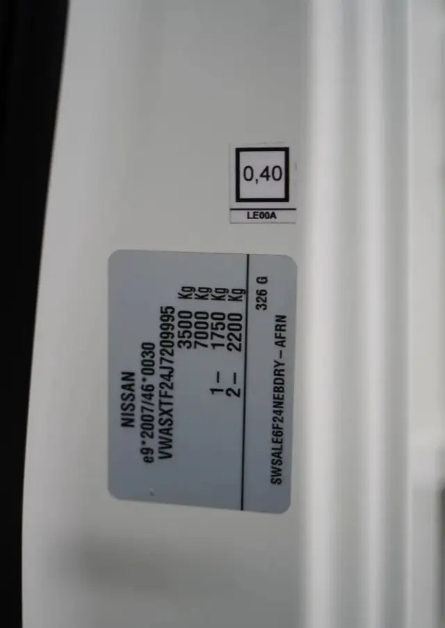 NISSAN CABSTAR  NT 400 / WYWROTKA TYLNOZSYPOWA / BLIŹNIAK / MANUAL / SPROWADZONY 