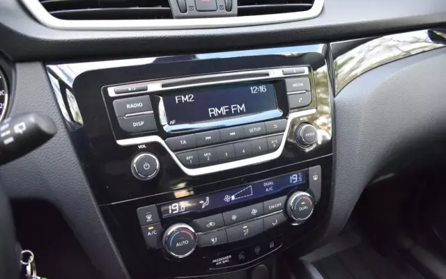 NISSAN Qashqai 1.6 DCi Visia