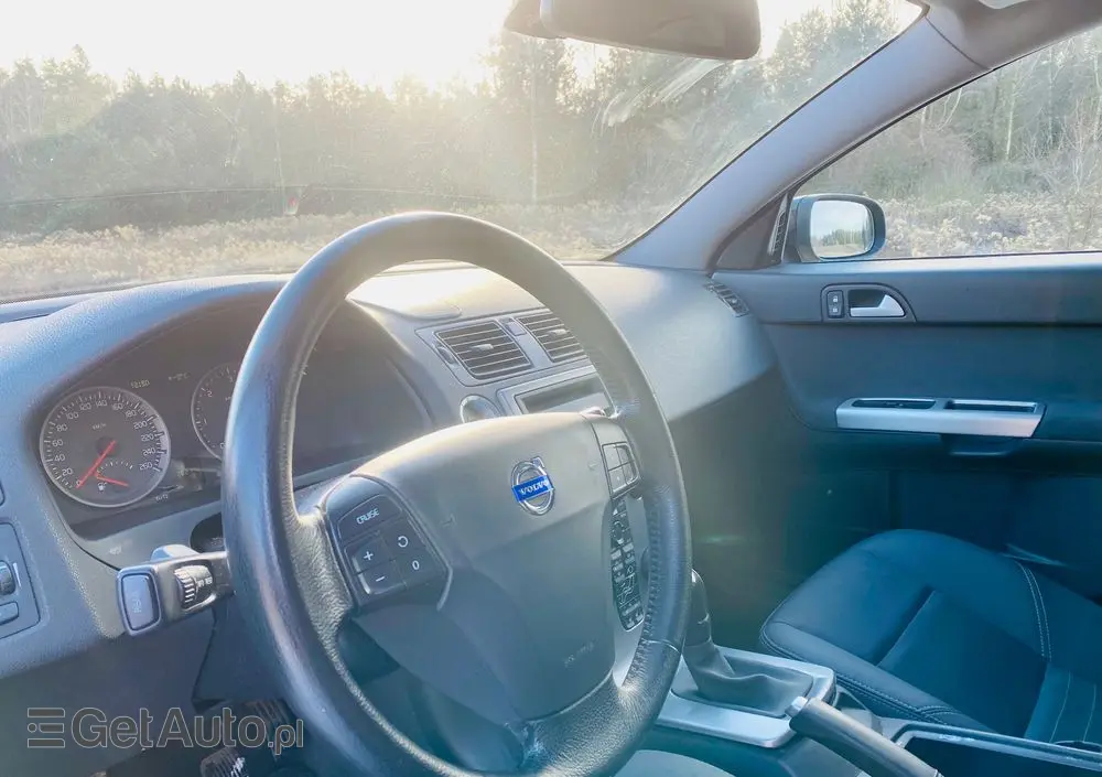 VOLVO S40 1.6D DPF Momentum
