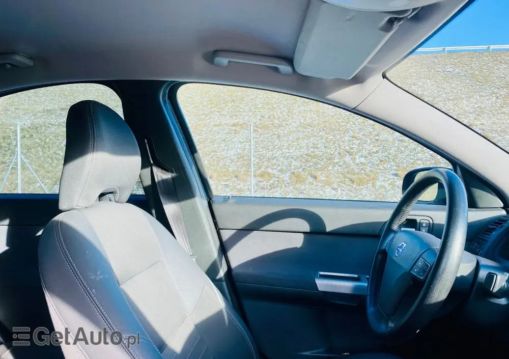 VOLVO S40 1.6D DPF Momentum