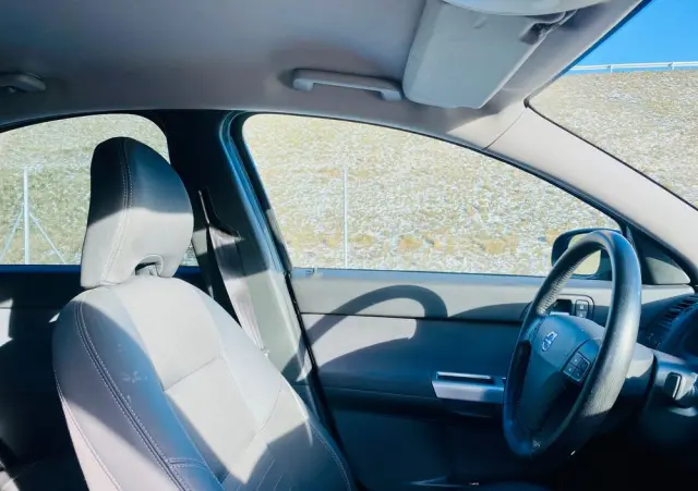 VOLVO S40 1.6D DPF Momentum