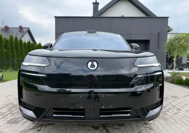 DENZA N9 