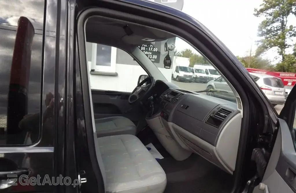 VOLKSWAGEN TRANSPORTER 