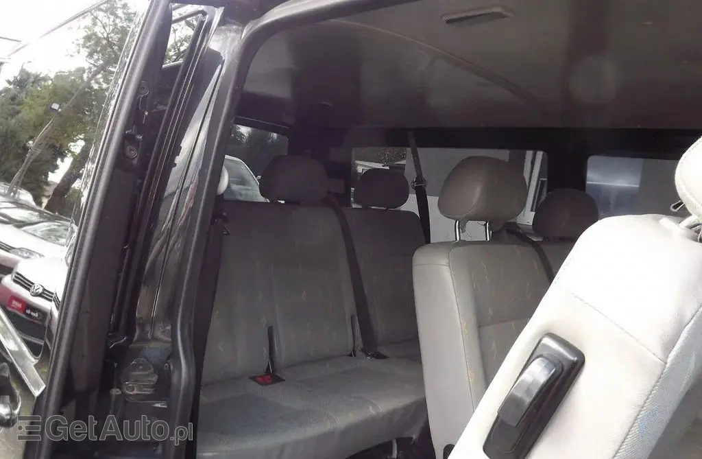 VOLKSWAGEN TRANSPORTER 