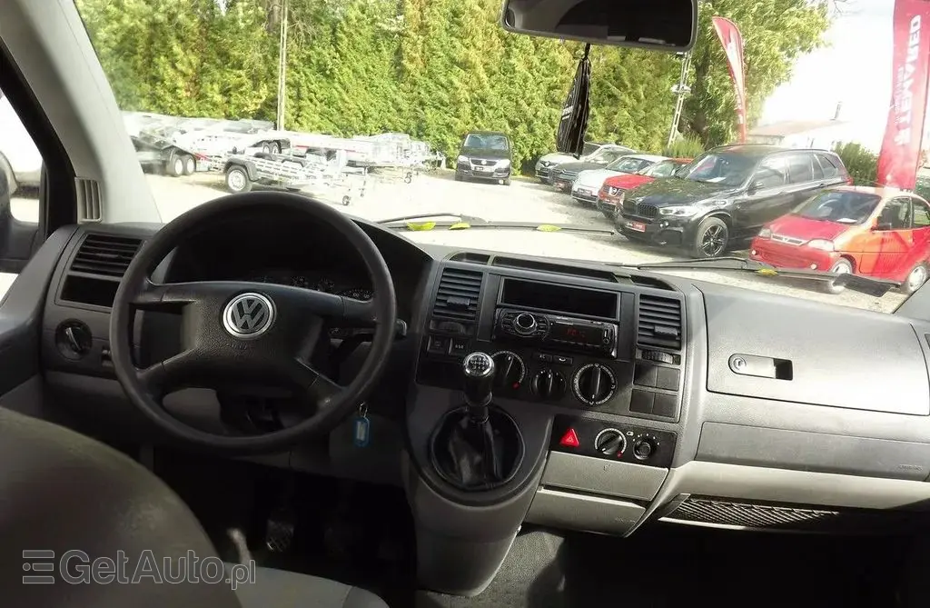 VOLKSWAGEN TRANSPORTER 