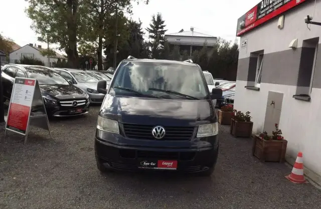 VOLKSWAGEN TRANSPORTER 