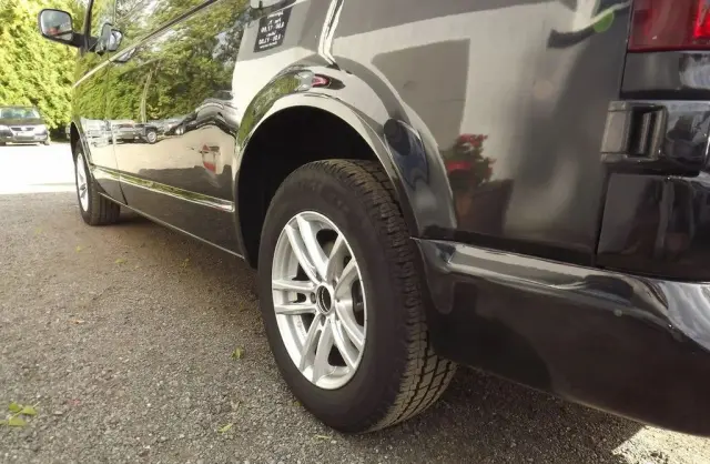 VOLKSWAGEN TRANSPORTER 