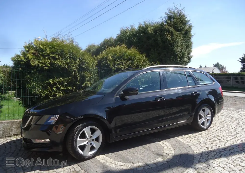 SKODA Octavia 1.5 TSI GPF ACT Ambition