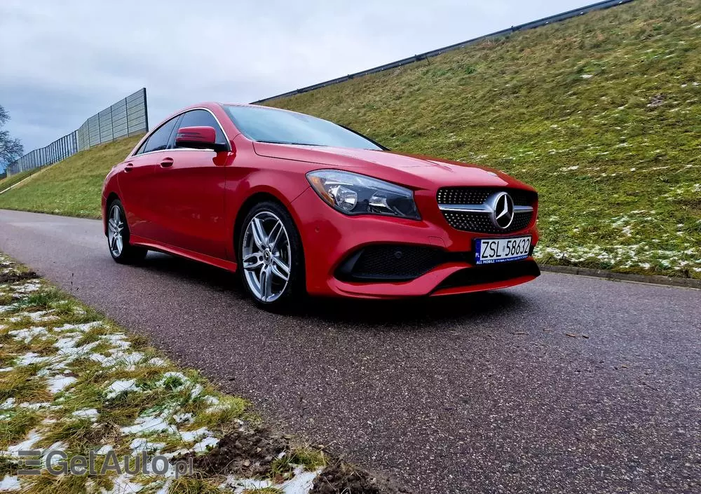 MERCEDES-BENZ CLA 250 4-Matic