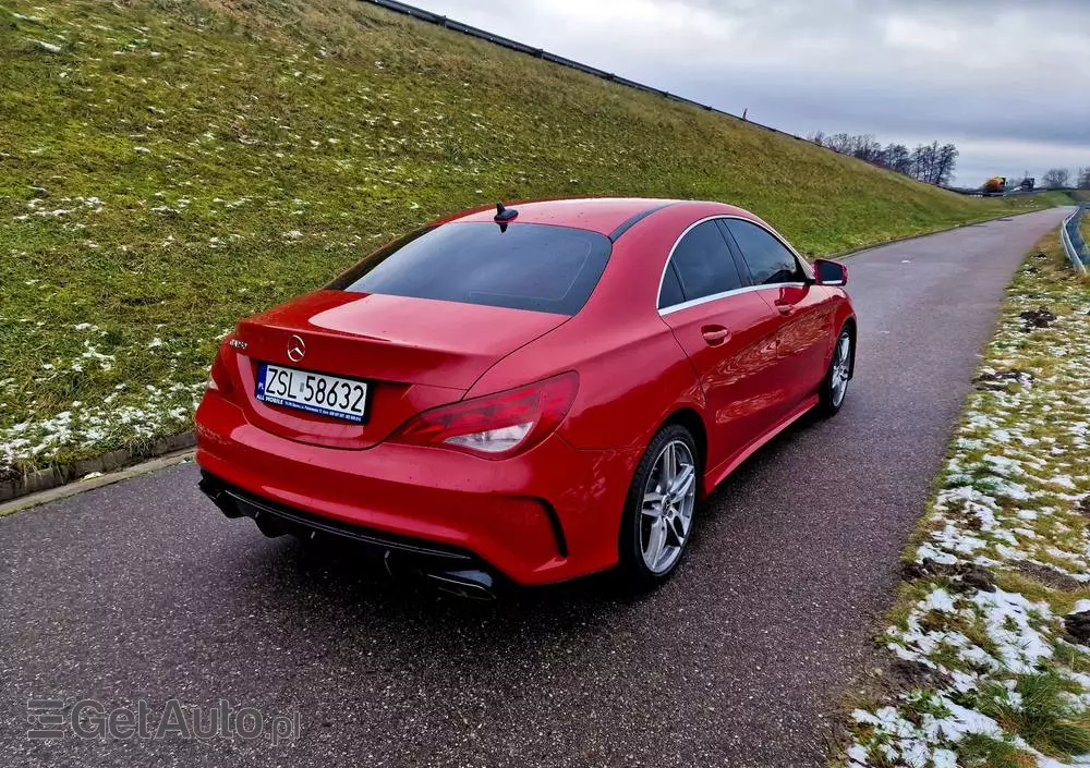MERCEDES-BENZ CLA 250 4-Matic