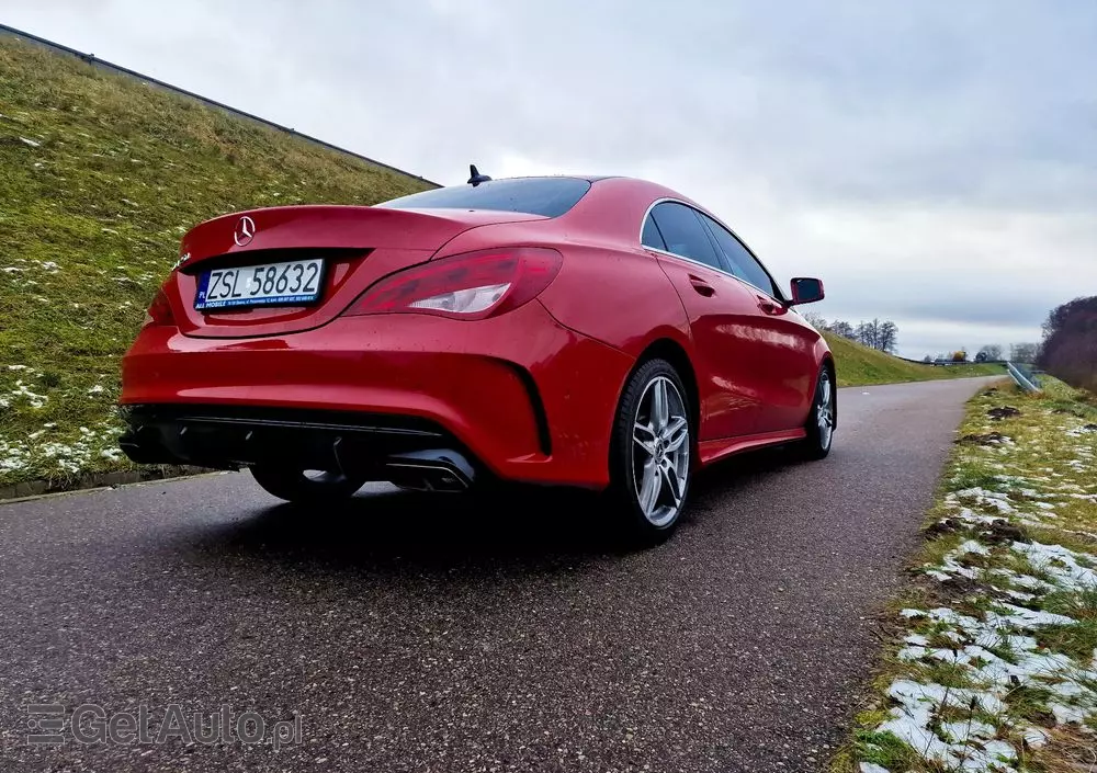 MERCEDES-BENZ CLA 250 4-Matic